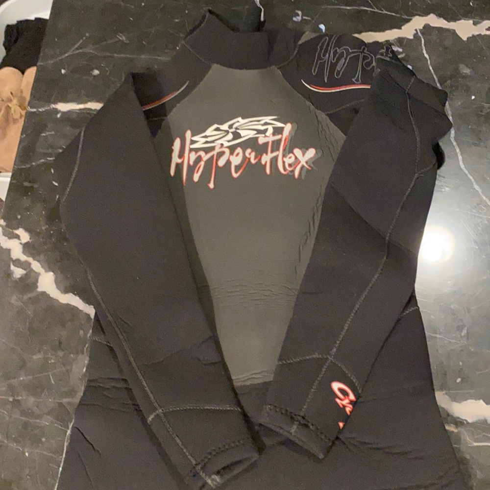 Hyper flex wet suit men’s size XS